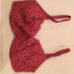 Victoria Secret underwire convertible bra